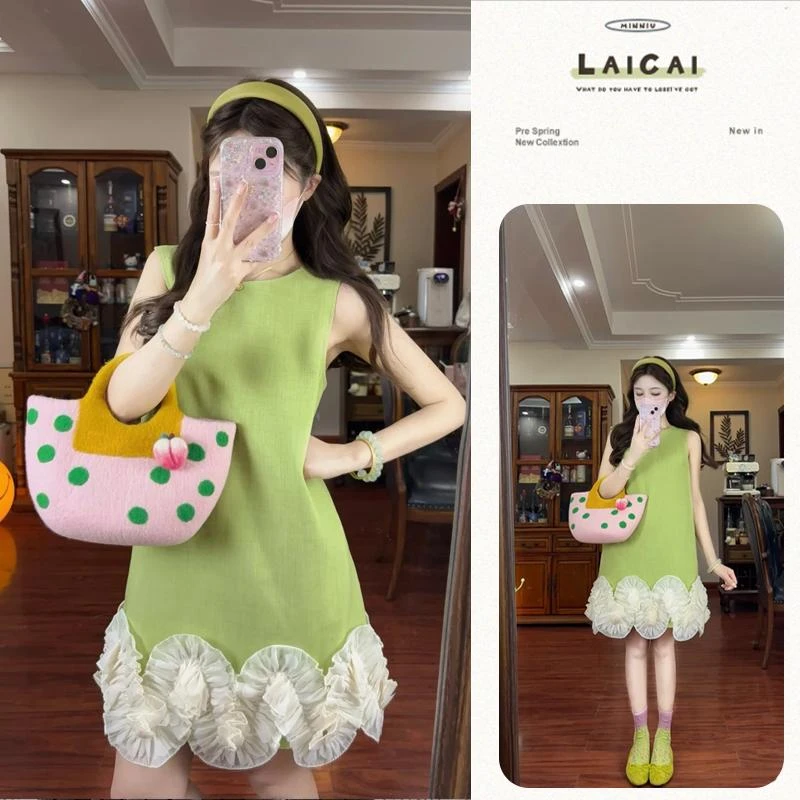 小清新绿色连衣裙2025夏季设计感可爱百搭木耳边无袖多巴胺娃娃裙