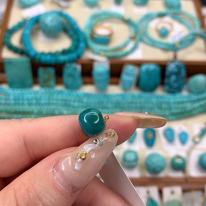 绿松石挂件未镶嵌