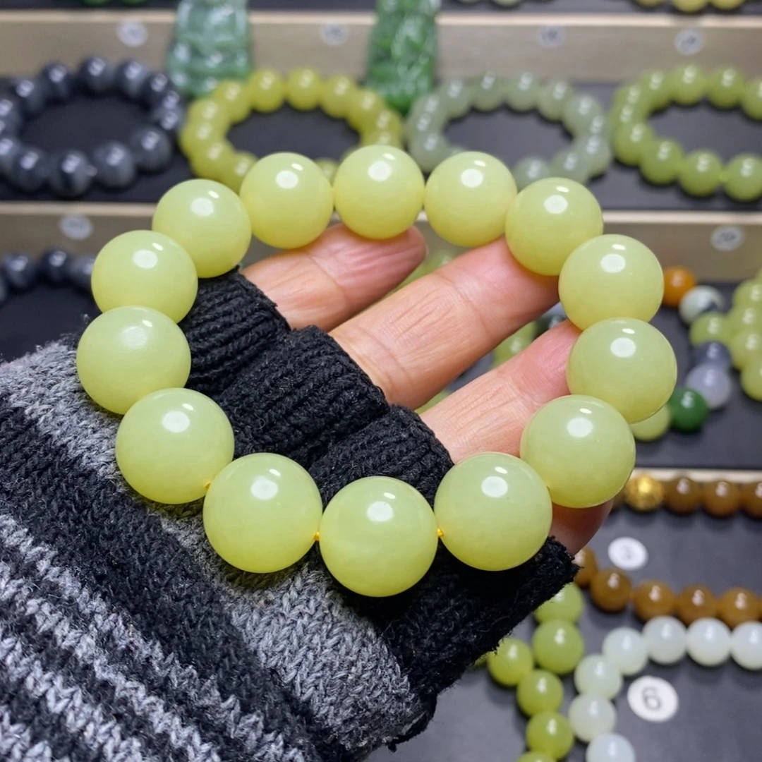 和田玉未镶嵌手串