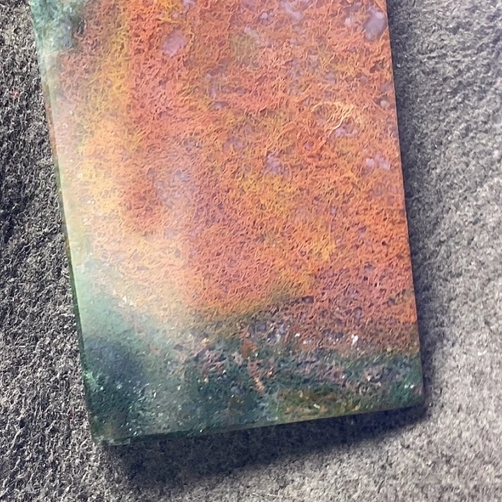 我***球玛瑙/玉髓未镶嵌颈饰