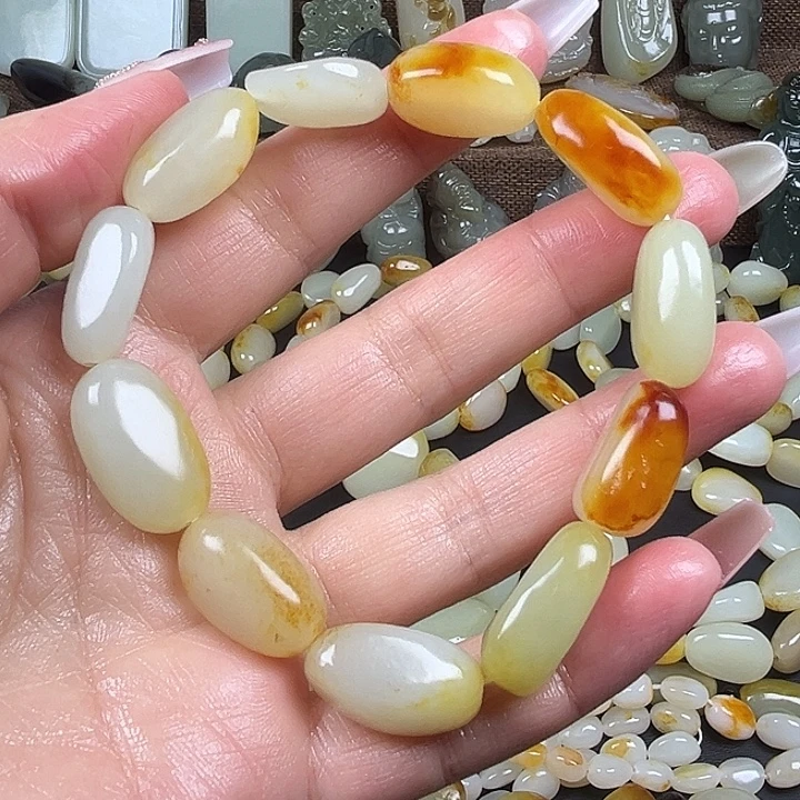 和田玉未镶嵌手链