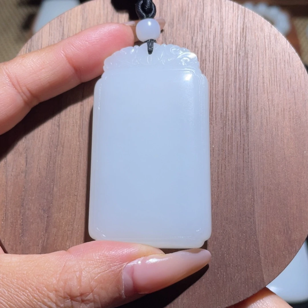 未镶嵌手链和田玉龙**涯满皮