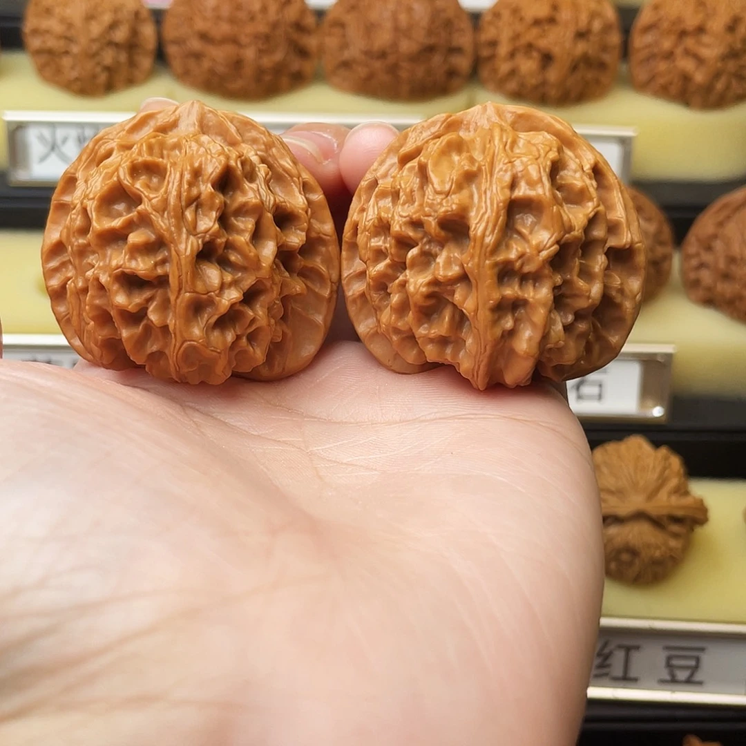 文玩核桃吊坠苹果园43尺779