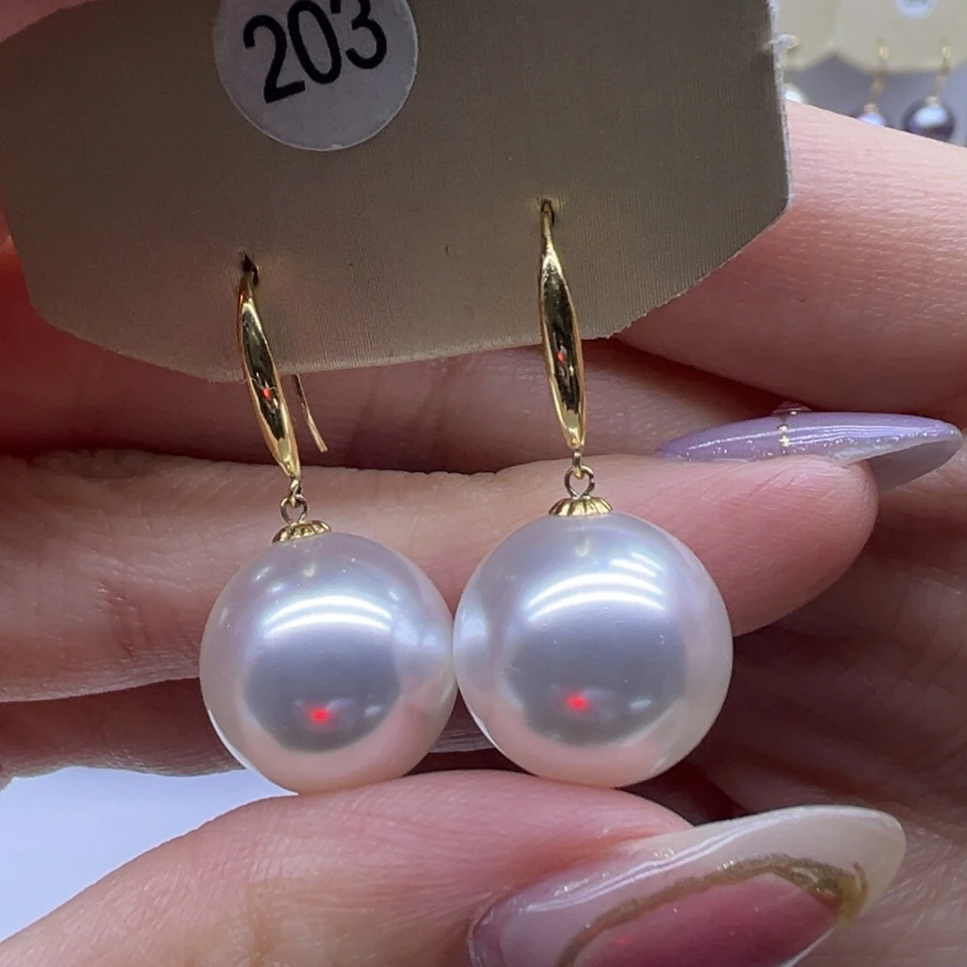 耳饰18K金镶嵌淡水珍珠
