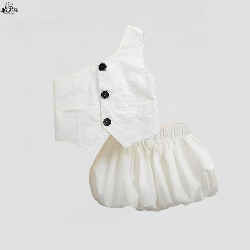 女童套装2025夏季新款洋气韩版斜肩钮扣背心白色花苞短裤两件套