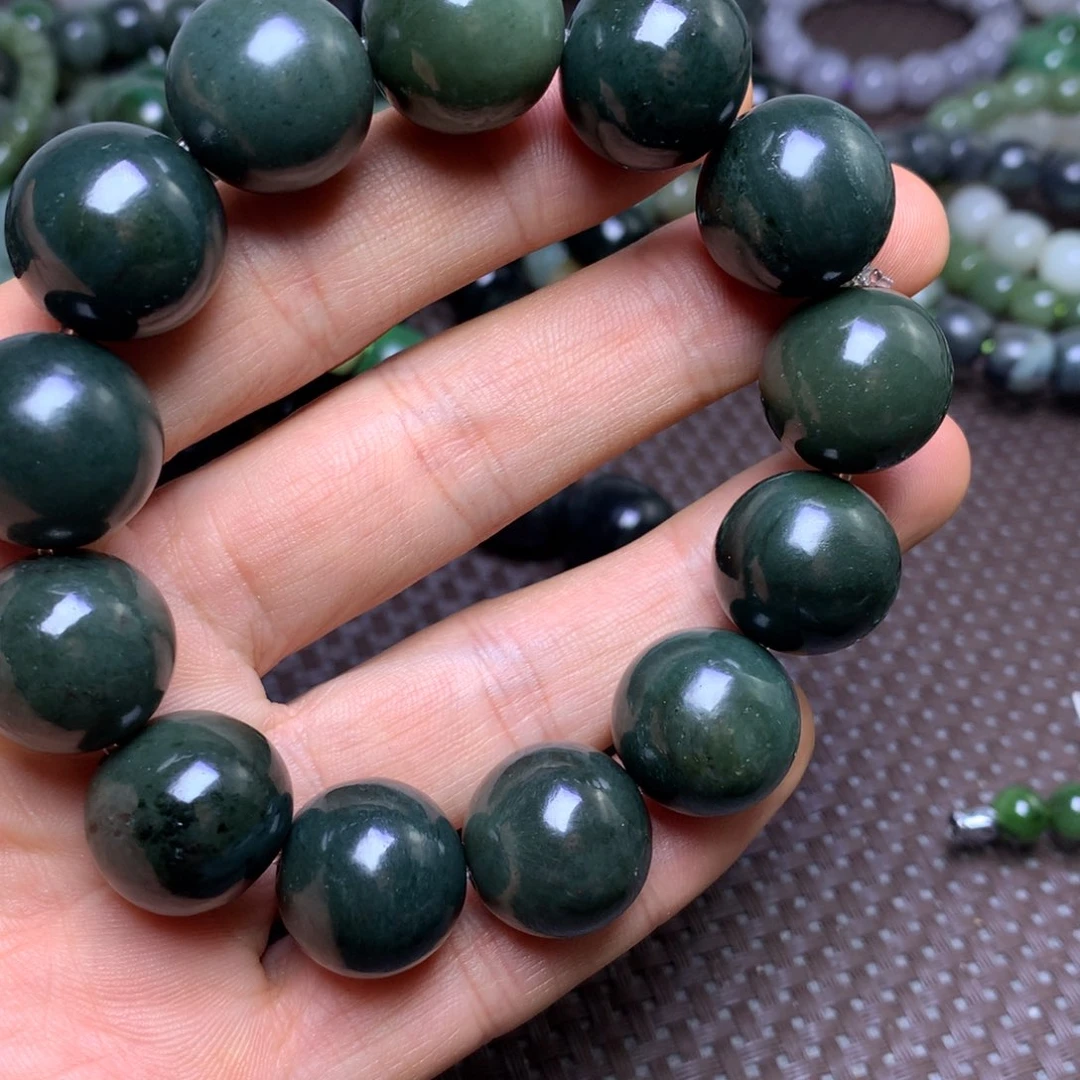 未镶嵌手串和田玉18