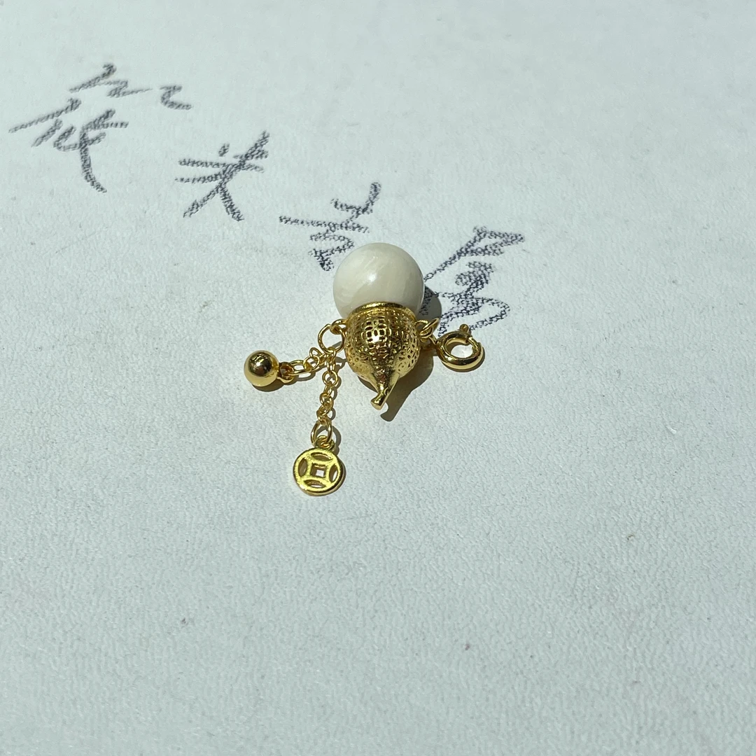 （清货）金色葫芦吊坠（宠绳）X304 XM