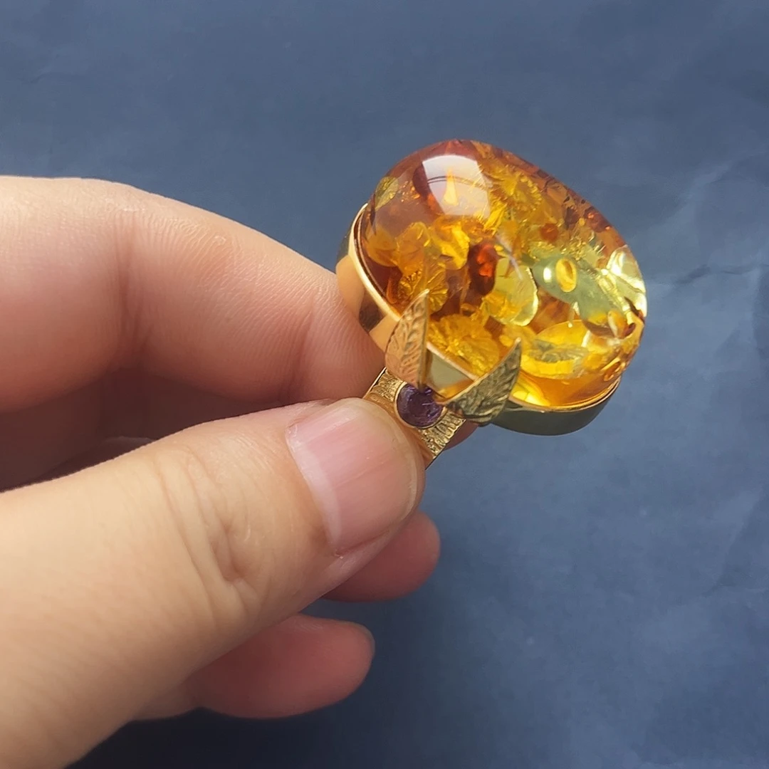 琥珀未镶嵌裸石戒指