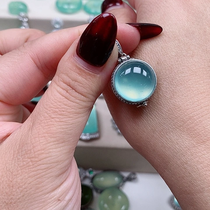 蛇纹石玉吊坠银S925镶嵌哲**语