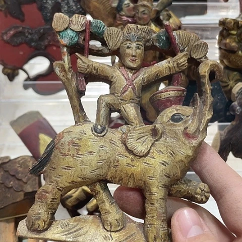 香榧木青****O一个孤品木雕45