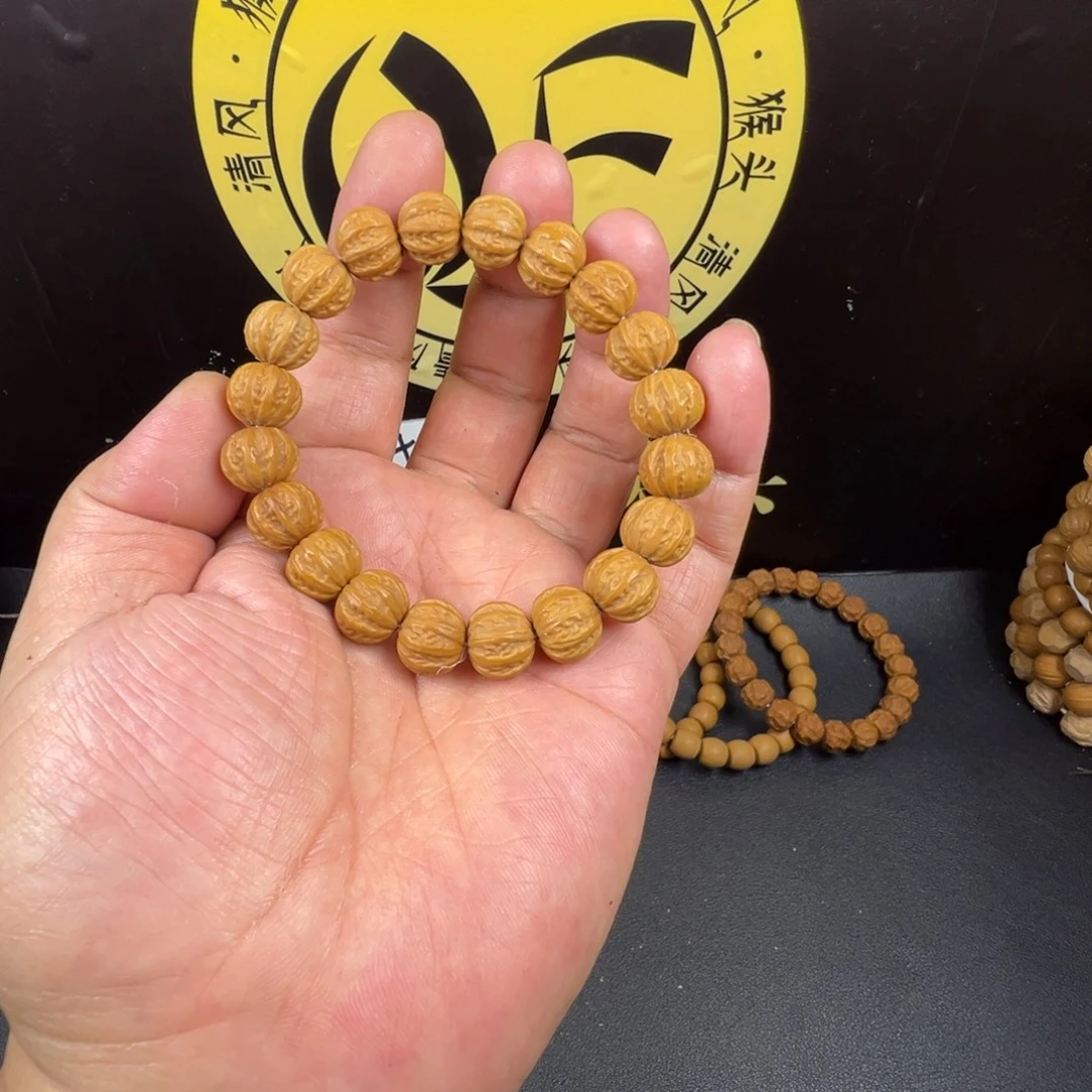 猴头核桃吊坠京八棱