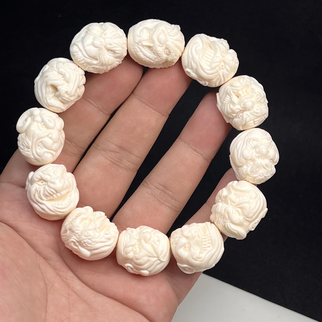 精美的鹿角雕刻12生肖手串 尺寸20左右 高油高密