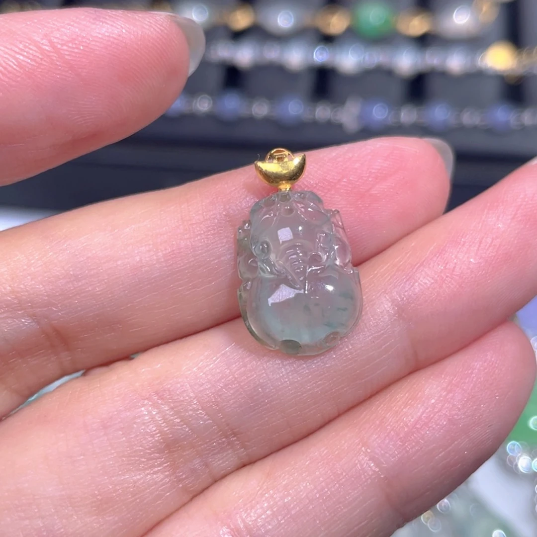 颈饰18K金镶嵌翡翠翡翠