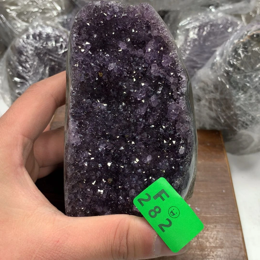 紫晶大型摆件（非配饰）未镶嵌