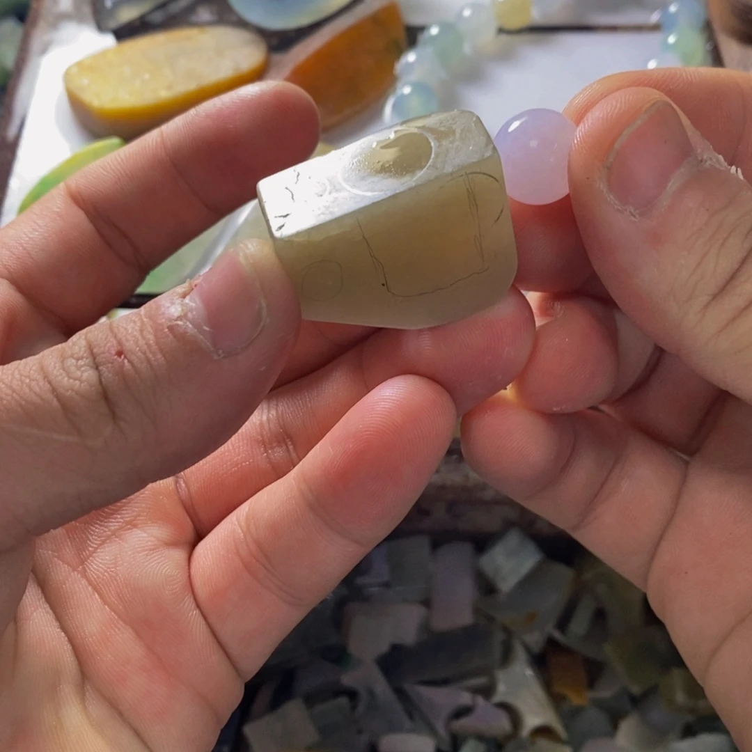 h***h定制翡翠未镶嵌定制