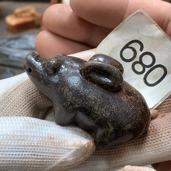 未镶嵌和田玉挂件