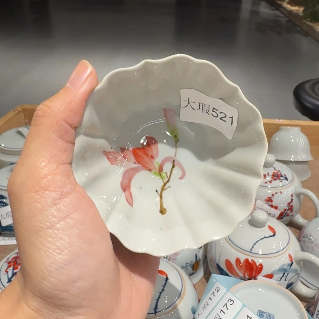 釉下手绘茶具微瑕
