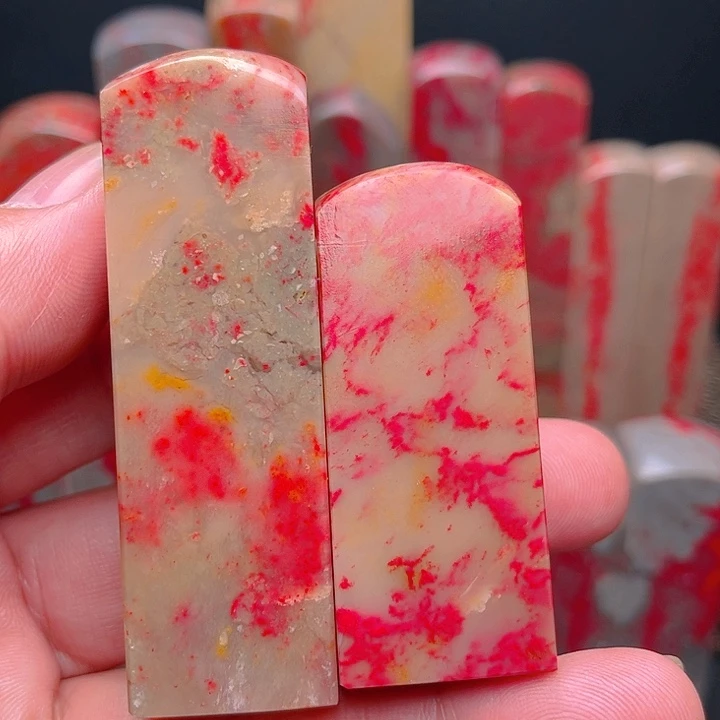 火***啦昌化鸡血石昌化鸡血石质地优良