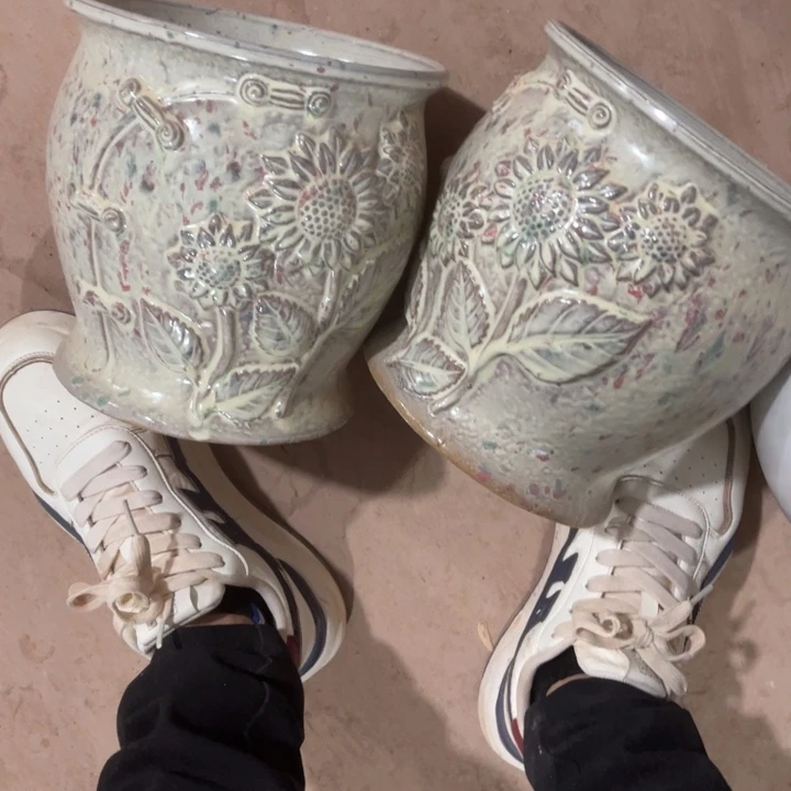 花盆紫砂口径20高度20两只小瑕疵