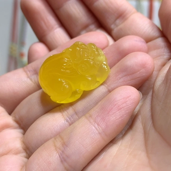琥珀项链未镶嵌貔貅