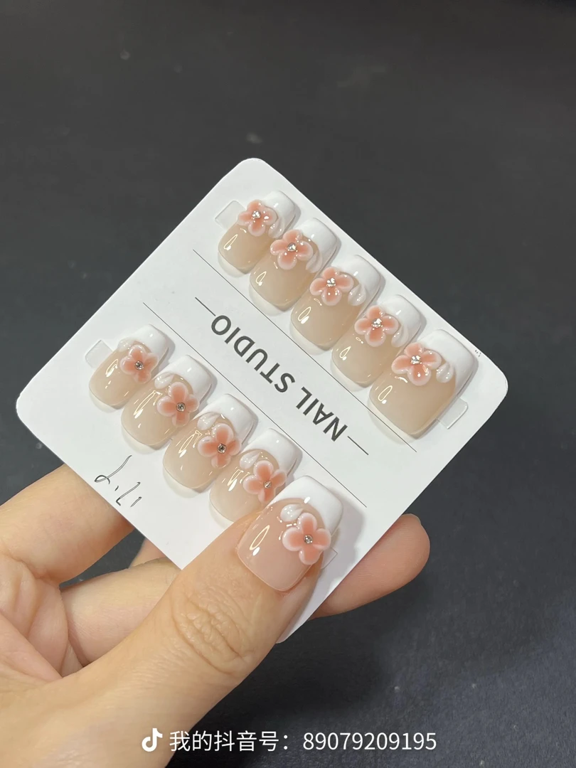 雕花法式美甲纯手工穿戴甲2048