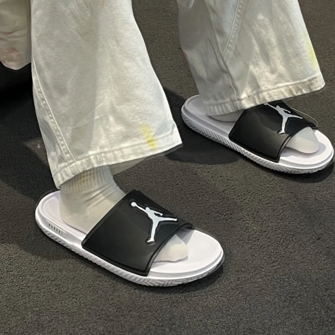 【断码清仓】Jordan Jumpman 耐磨 防滑透气 拖鞋 黑白