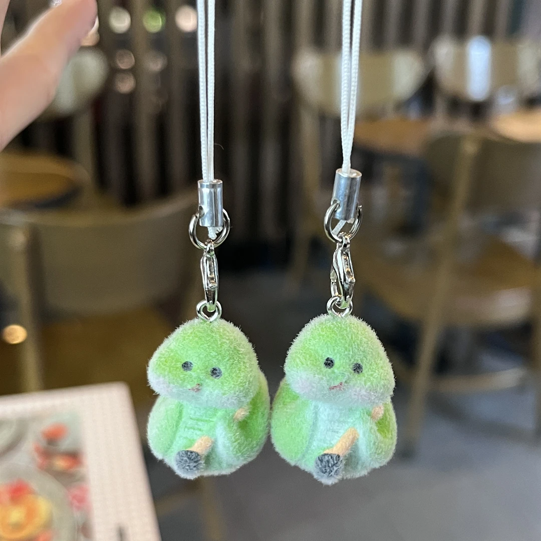 2025蛇年小青蛇钥匙扣植绒汽车挂件手机链包包挂饰送朋友礼物