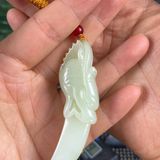 和田玉未镶嵌珠宝半成品