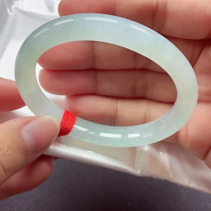 翡翠未镶嵌手镯（贵妃镯）天然缅甸A货翡翠