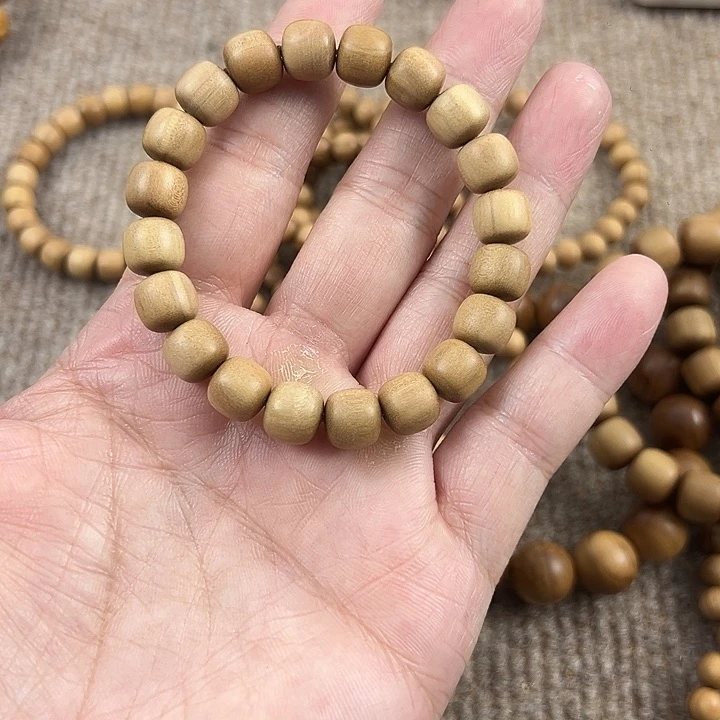 木檀香木1.0。。。。。。。。。。