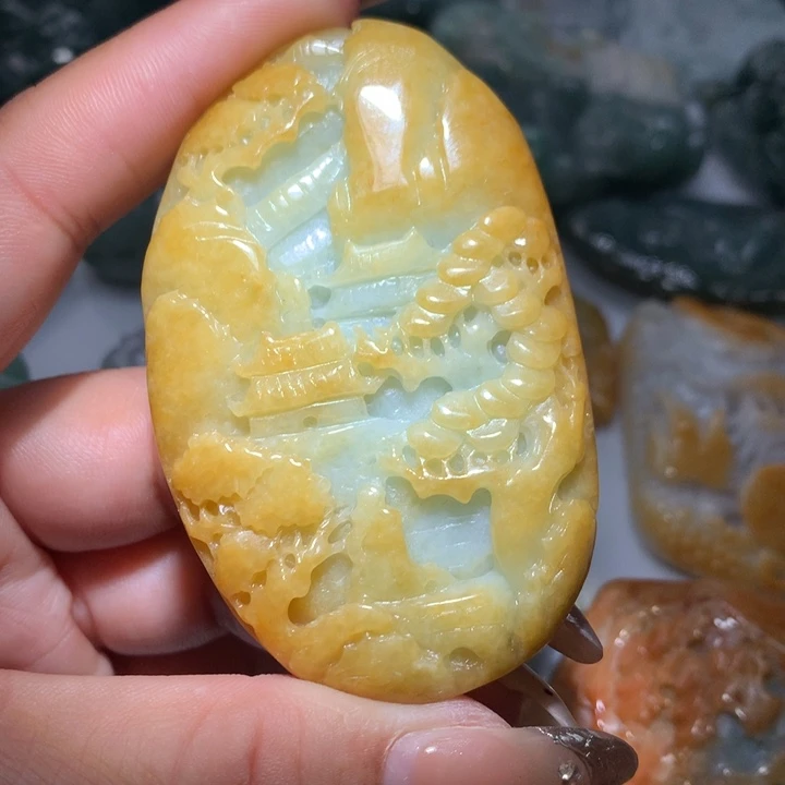 翡翠未镶嵌颈饰保真天然A货翡翠