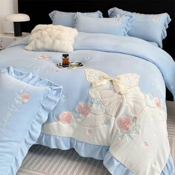 【专卖店系列床盖款】加厚牛奶绒四件套浪漫蝴蝶蓝色（无包装）