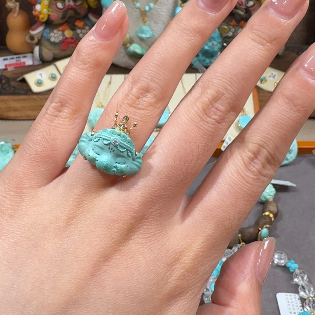 绿松石18K金镶嵌戒指公主象