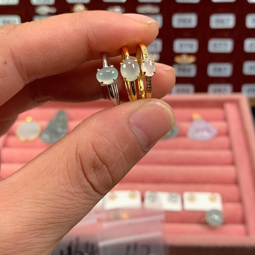 U***U翡翠银S925镶嵌戒指650