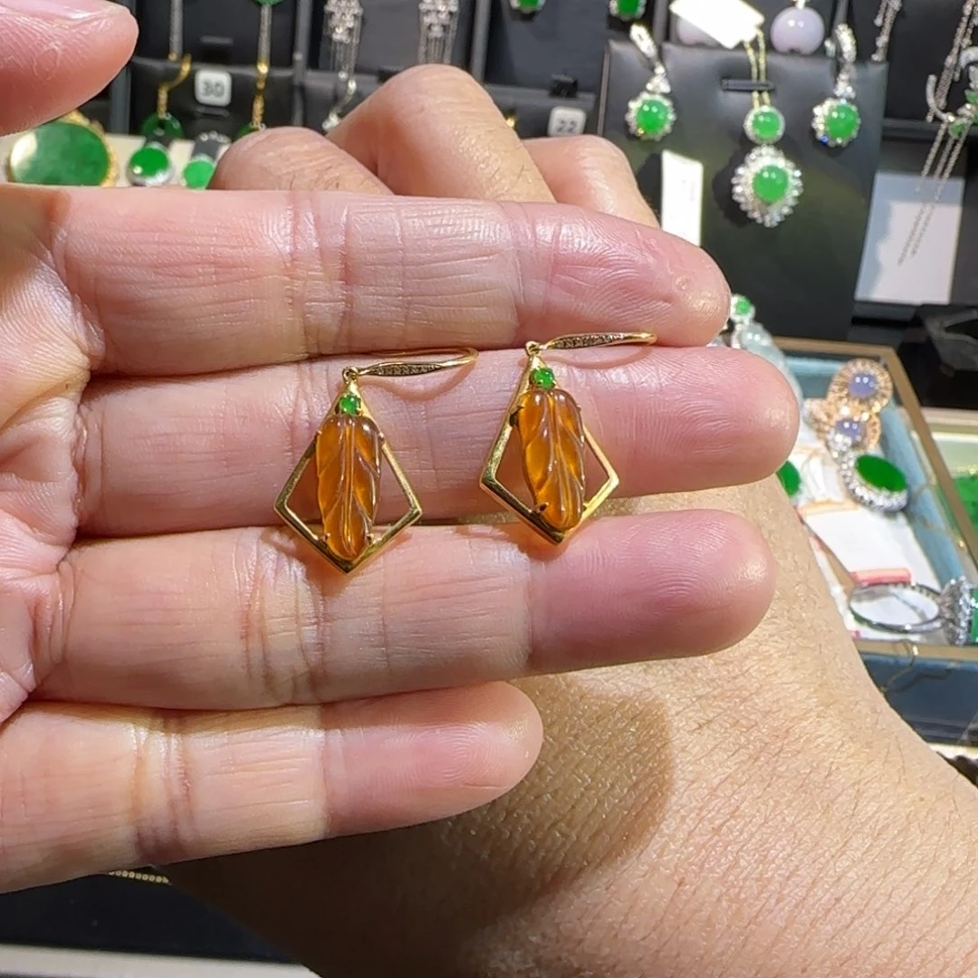 翡翠18K金镶嵌颈饰耳钩