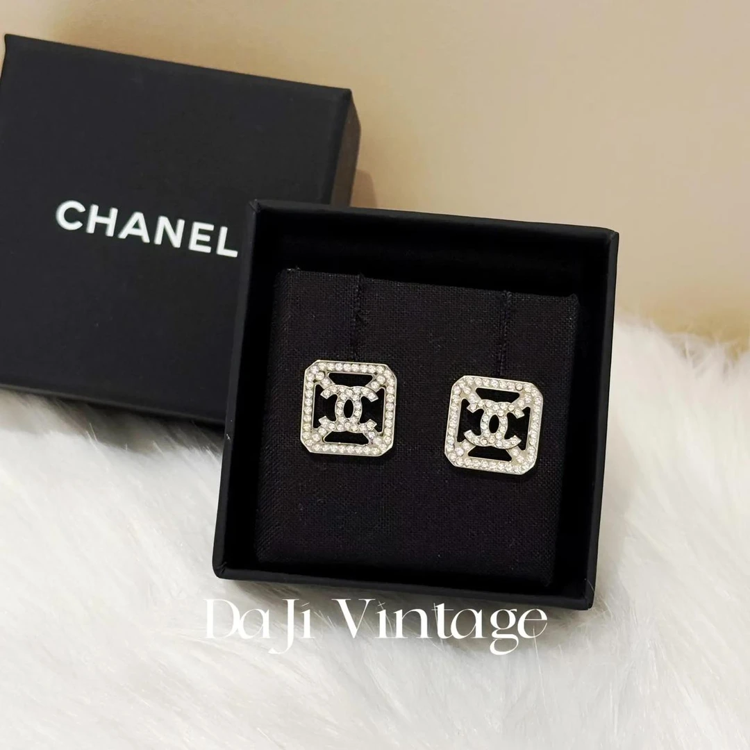 99新 Chanel/香奈儿 大吉中古/CHANEL香奈儿方形双C满钻耳钉