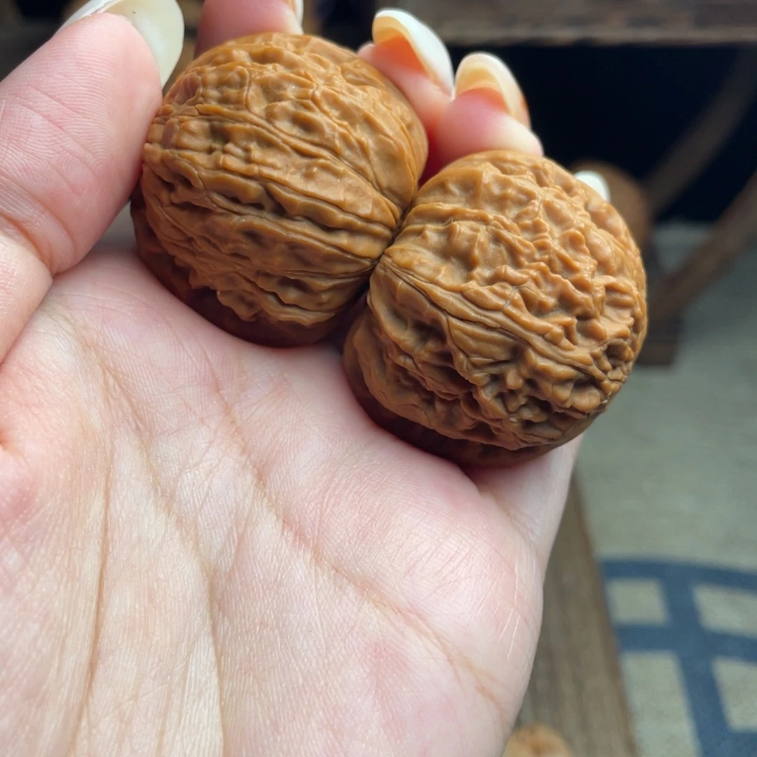吊坠文玩核桃37球白