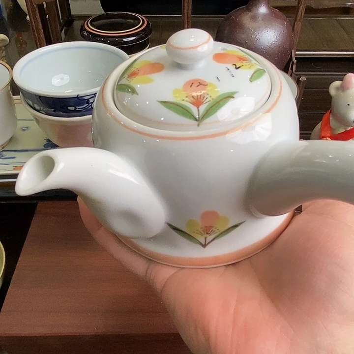 中古物品默认微瑕，谨慎参拍，满18包邮！