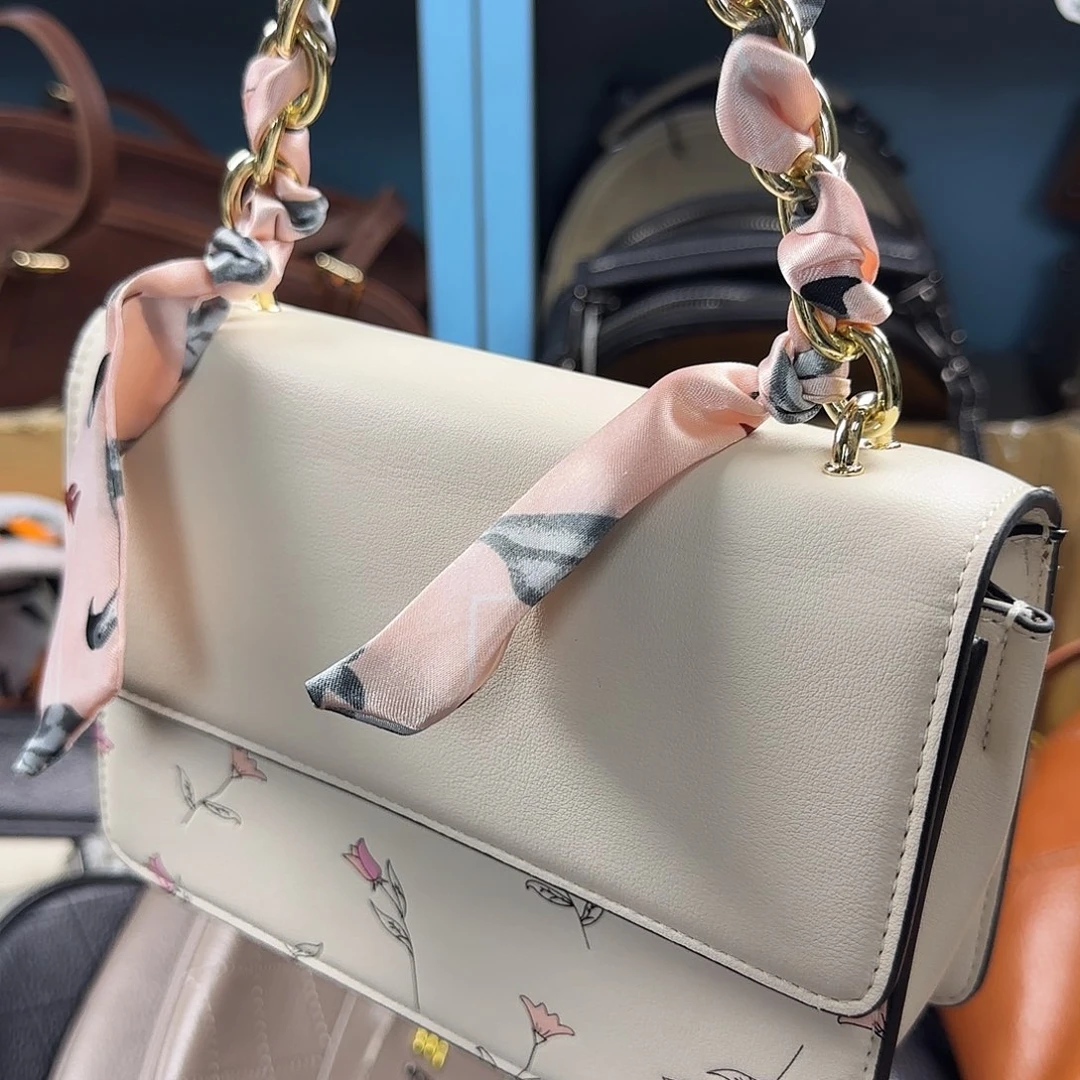 黄牛皮（革）头层牛皮山羊皮（革）