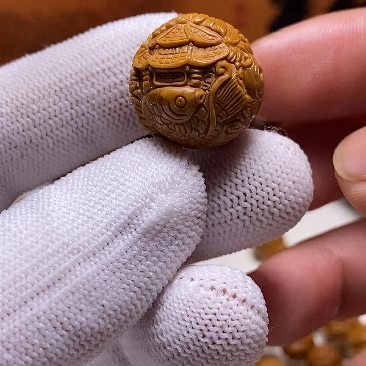 吊坠猴头核桃鲤鱼跃龙门