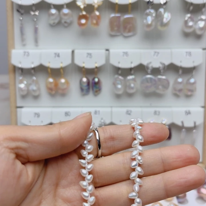 未镶嵌颈饰淡水珍珠