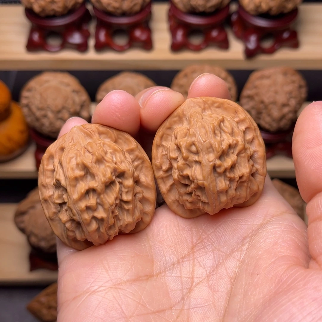 文玩核桃吊坠天地