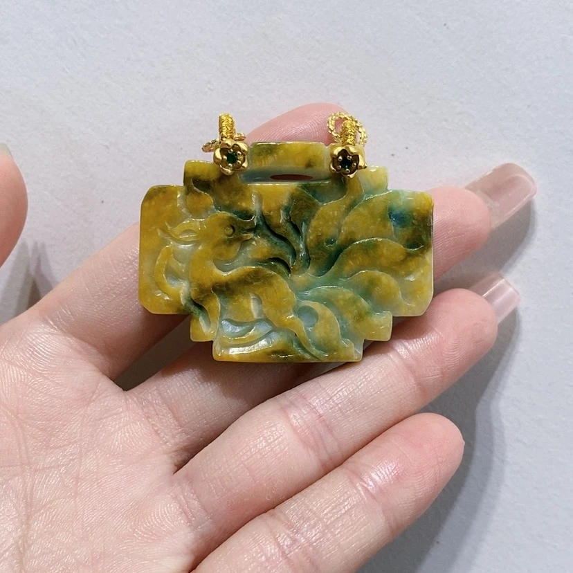 【闪购商品】翡翠未镶嵌颈饰