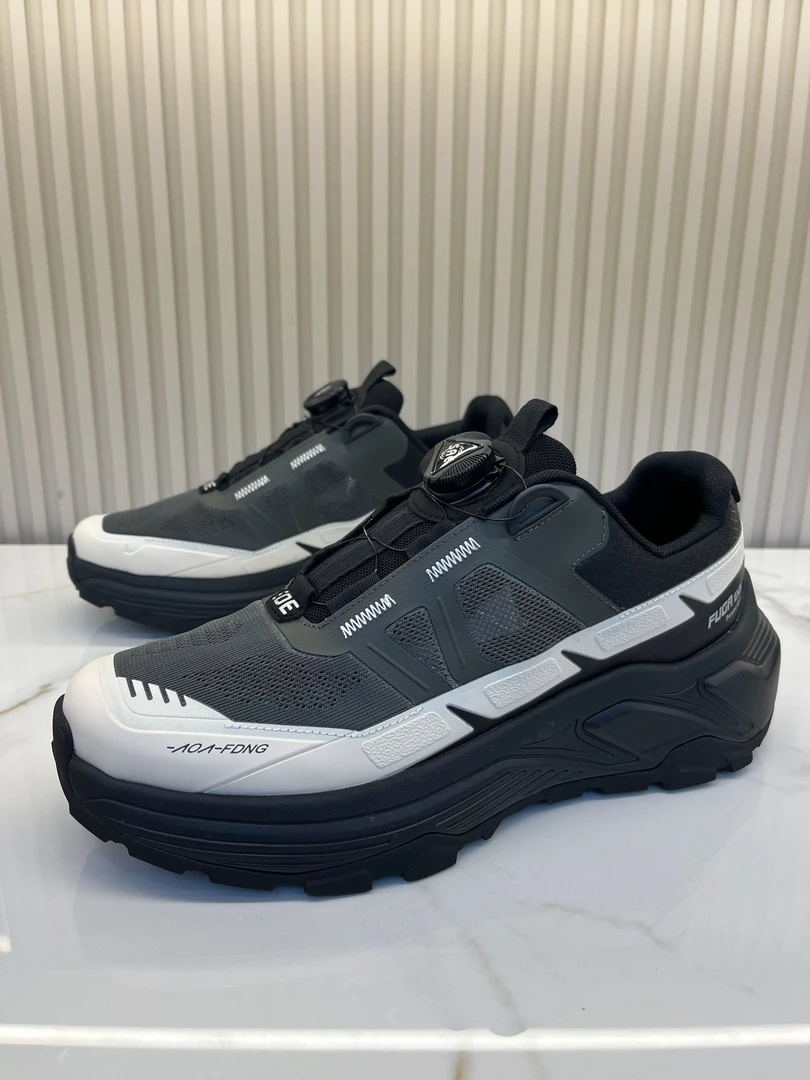 春夏新款户外男鞋3961