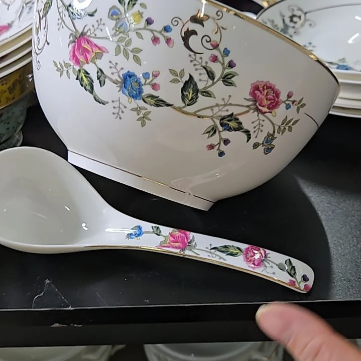 45%以上骨粉骨瓷微瑕8寸1个大汤碗一个大汤勺6666666