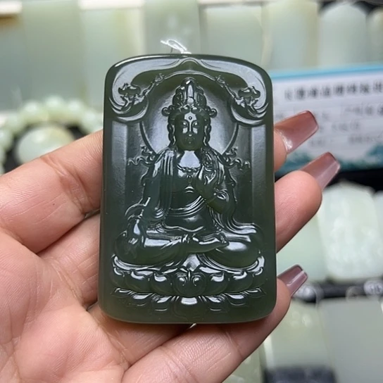 颈饰未镶嵌和田玉