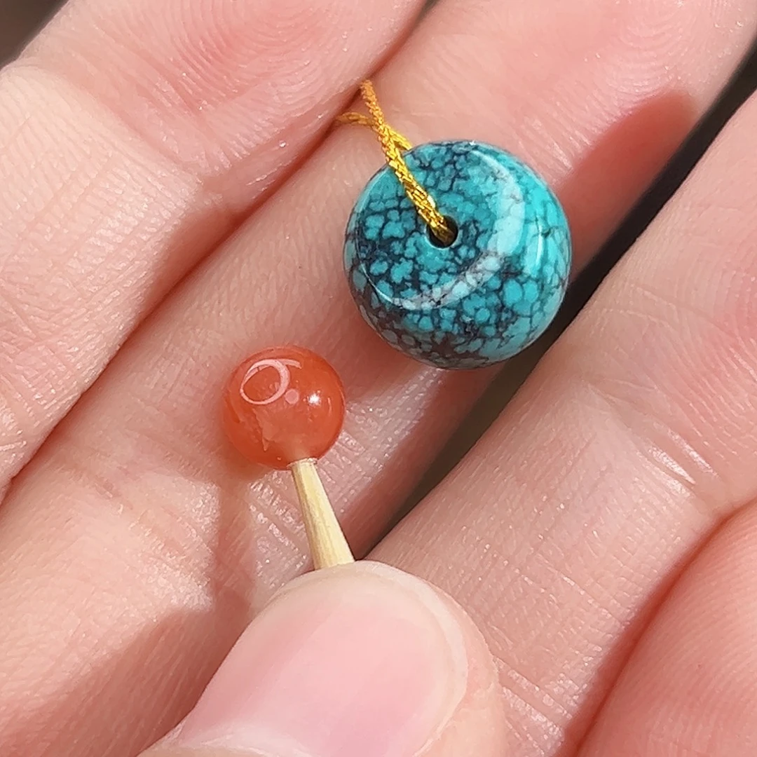 南红玛瑙未镶嵌珠宝奇石