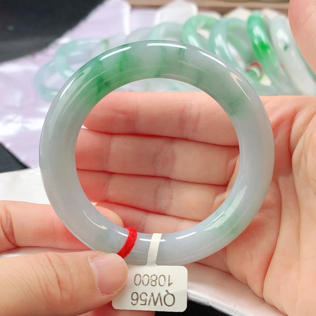 翡翠未镶嵌手镯缅甸A货翡翠手镯