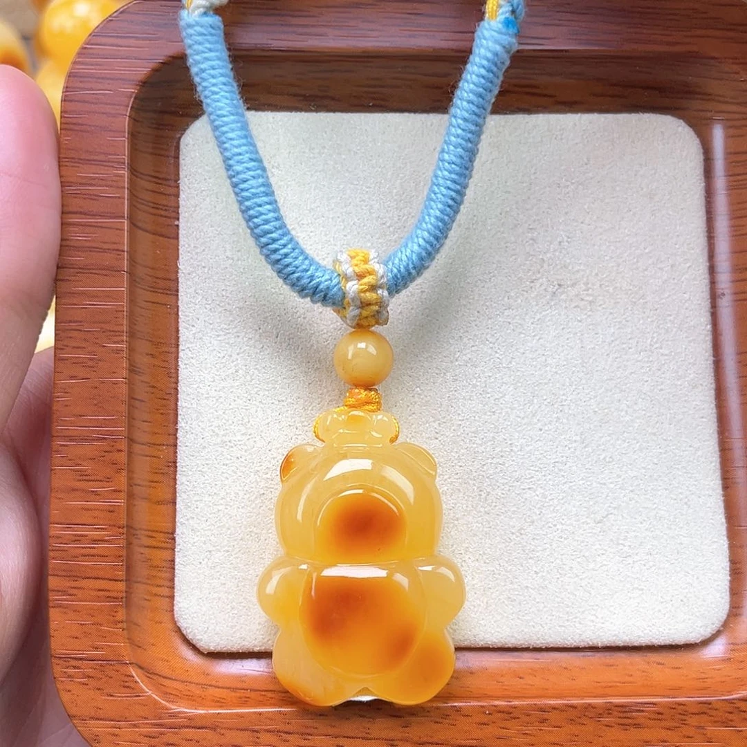 琥珀裸石未镶嵌蜜蜡