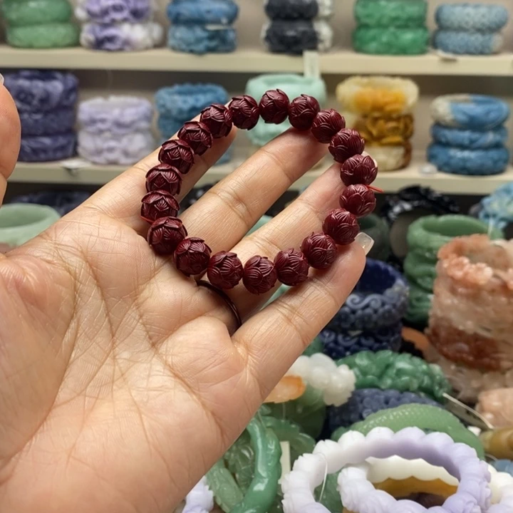 未镶嵌手镯石英岩玉